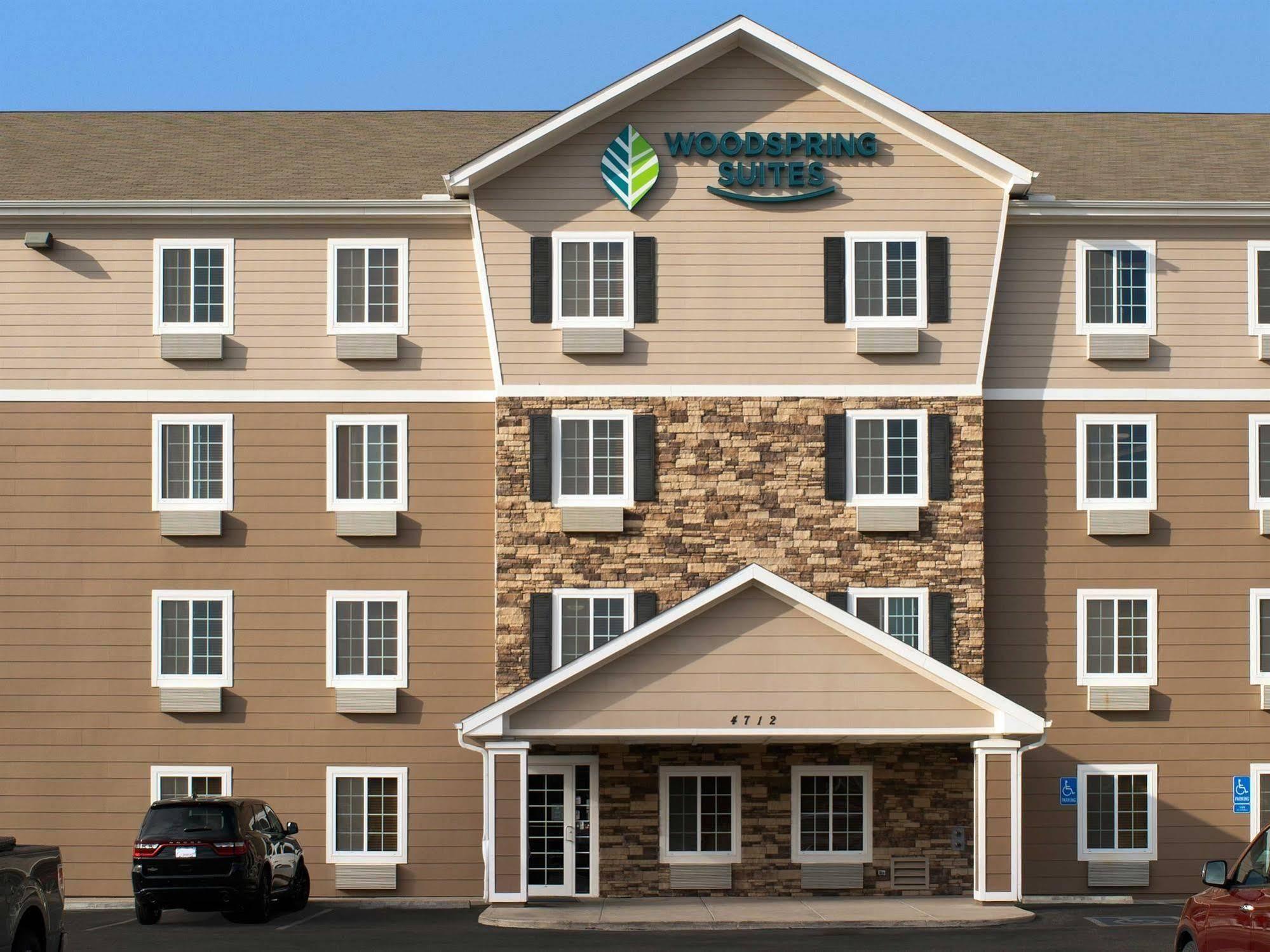 Woodspring Suites Midland Exterior foto