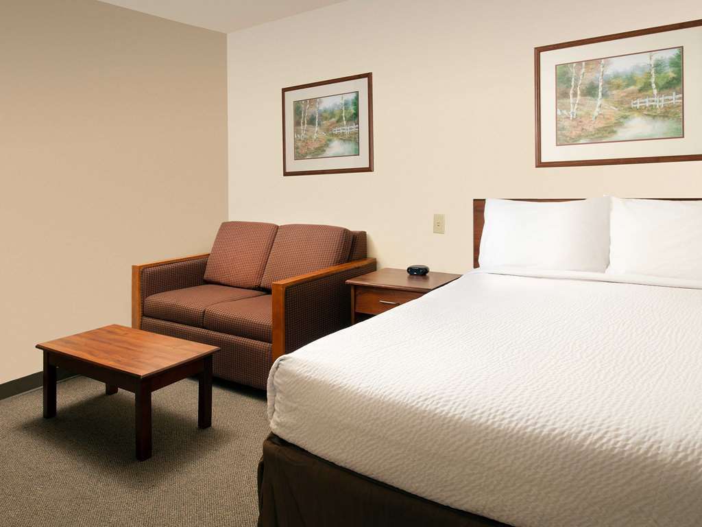 Woodspring Suites Midland Quarto foto