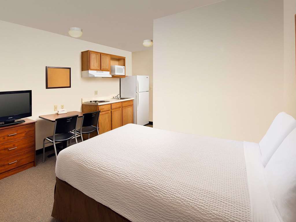 Woodspring Suites Midland Quarto foto