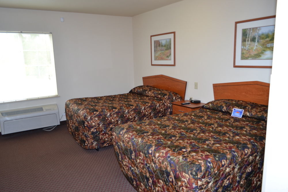Woodspring Suites Midland Exterior foto