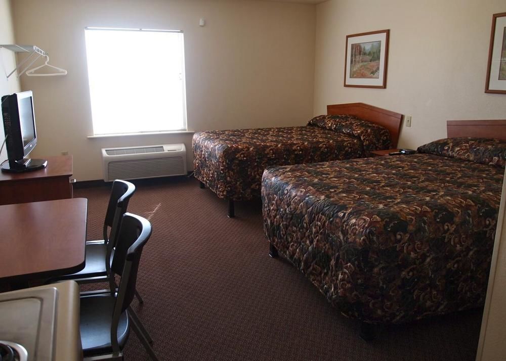 Woodspring Suites Midland Exterior foto