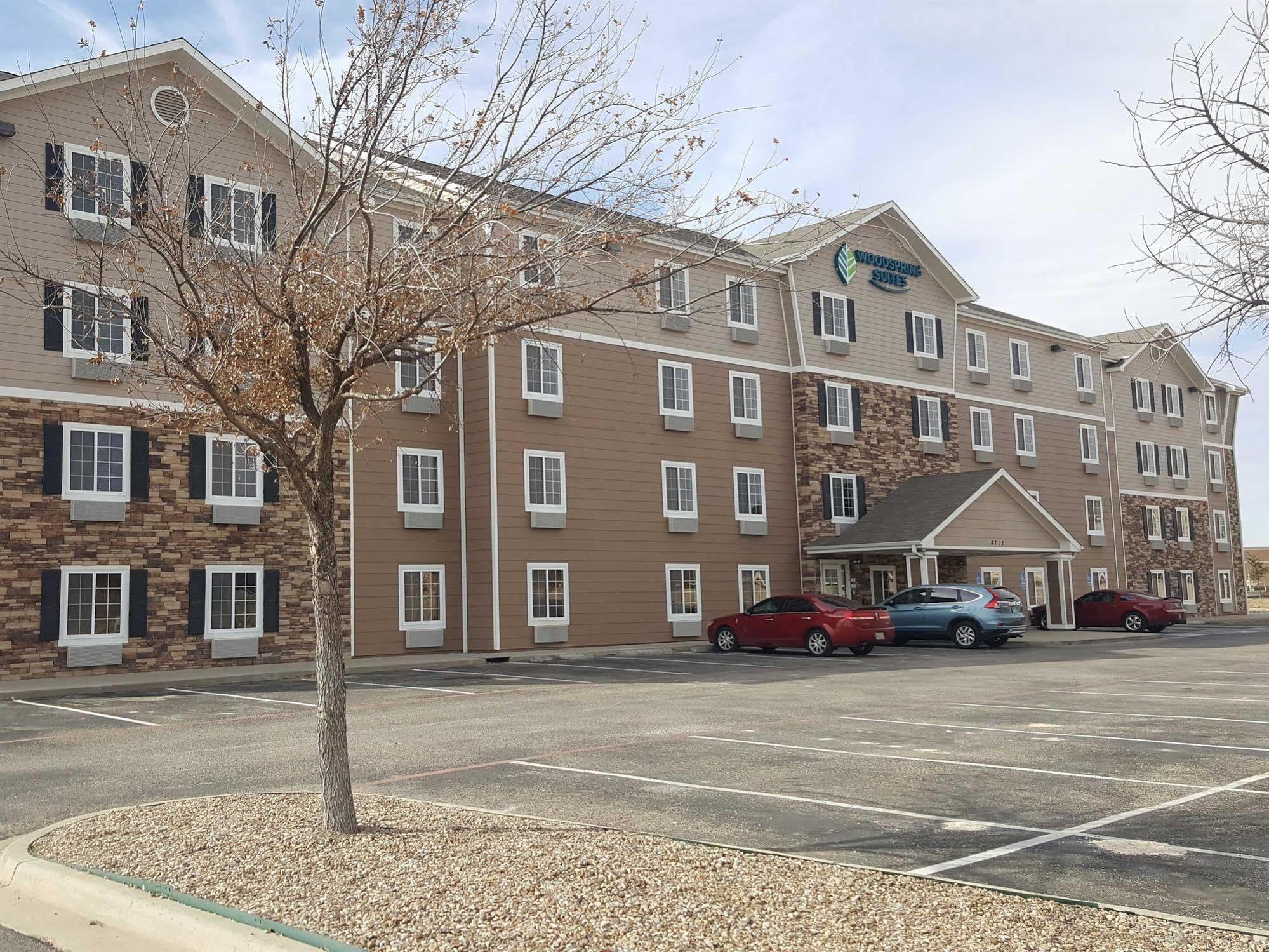 Woodspring Suites Midland Exterior foto